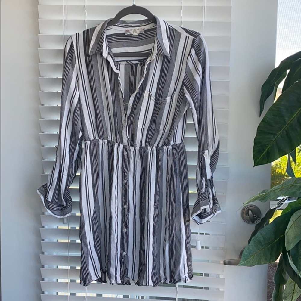 Cute strip dress